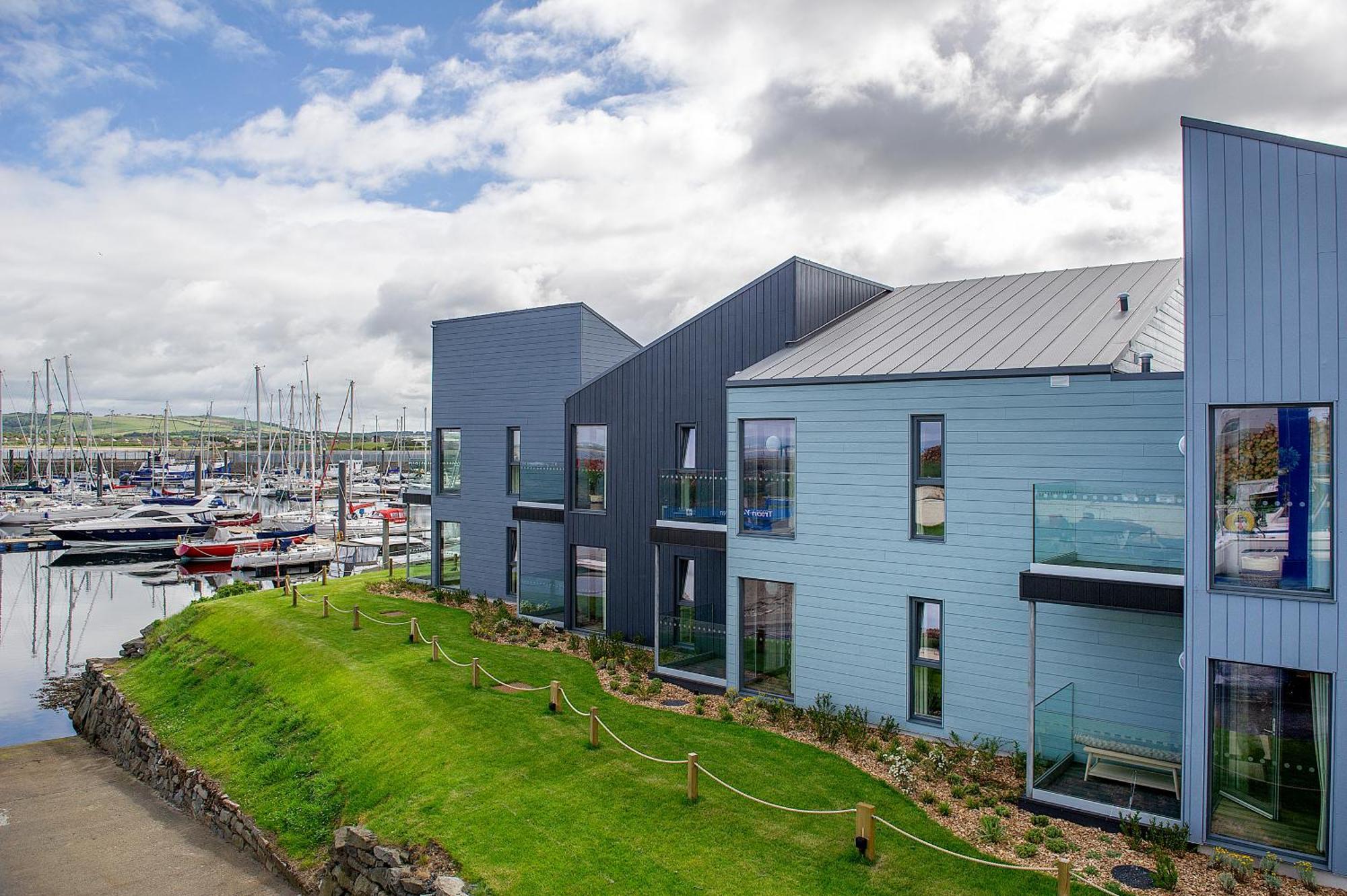 The Salt 4* Troon